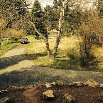 Beaver Lake Farm Guest House Victoria Exterior photo